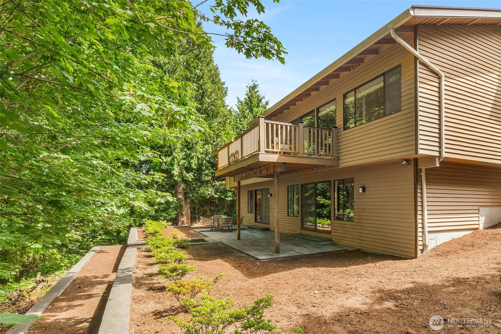 Property photo for 14724 Se 49th Street, Bellevue photo 4