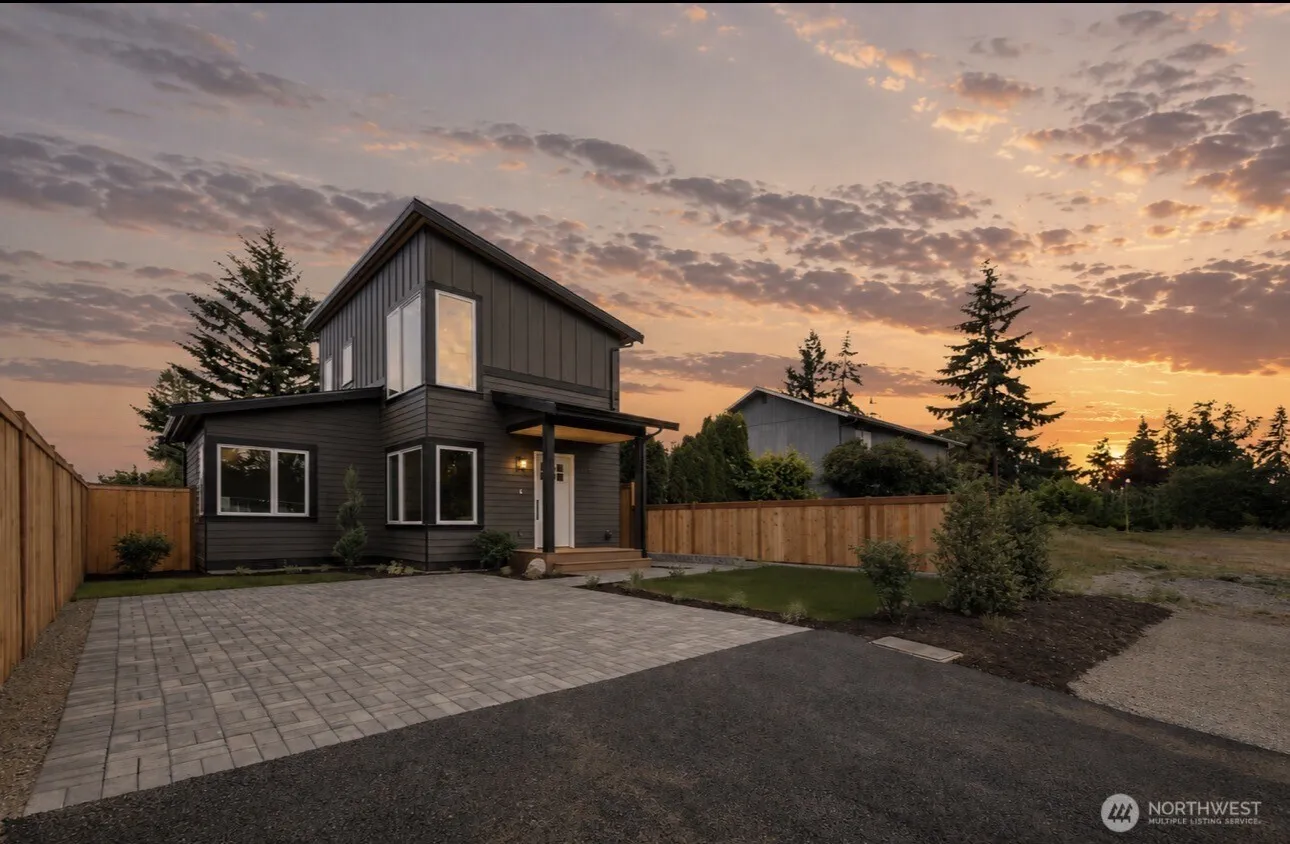 Property photo for 15701 117th Avenue Se, Renton