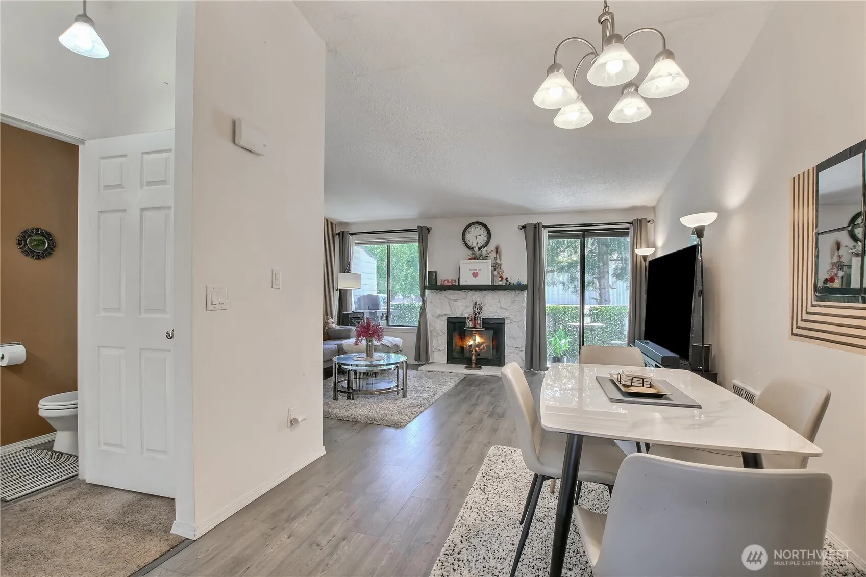 Property photo for 1313 W James Street #2, Kent photo 4
