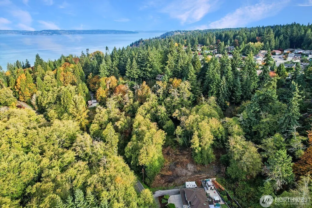 Property photo for 7217 Meadowdale Beach Road, Edmonds photo 4