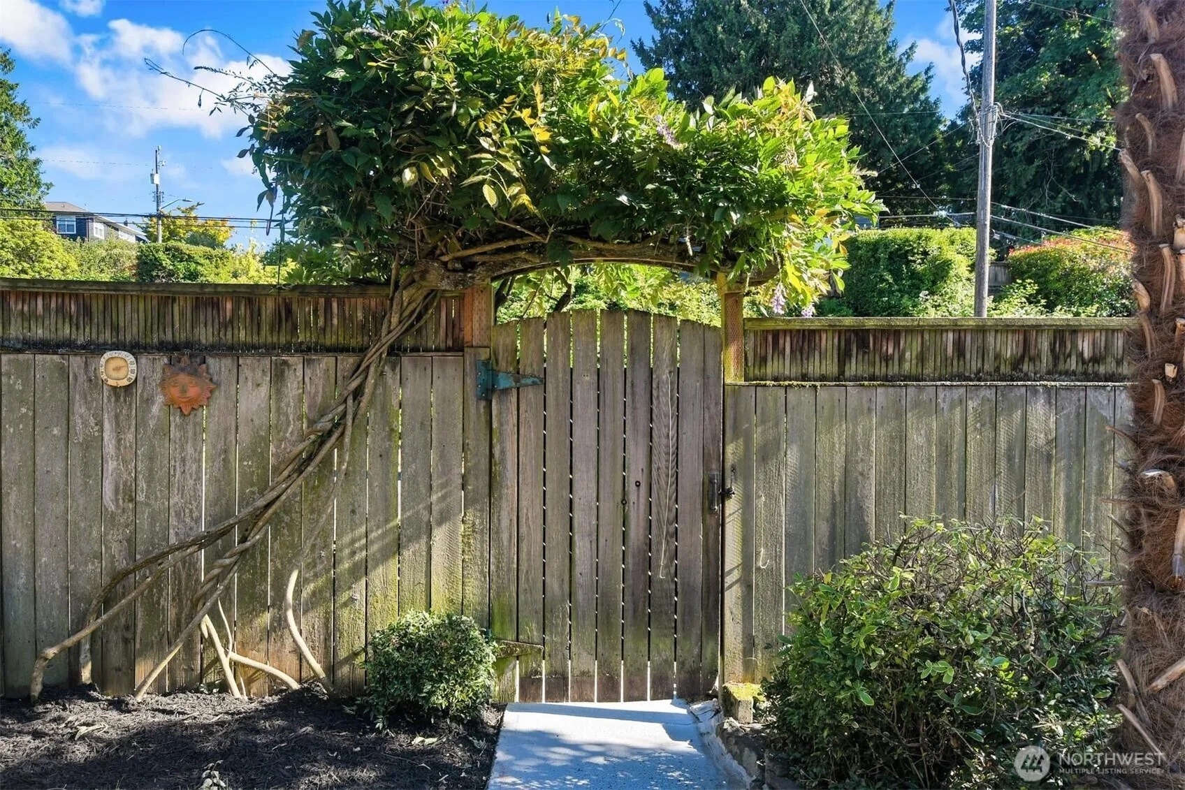Property photo for 4631 48th Avenue S, Seattle photo 4