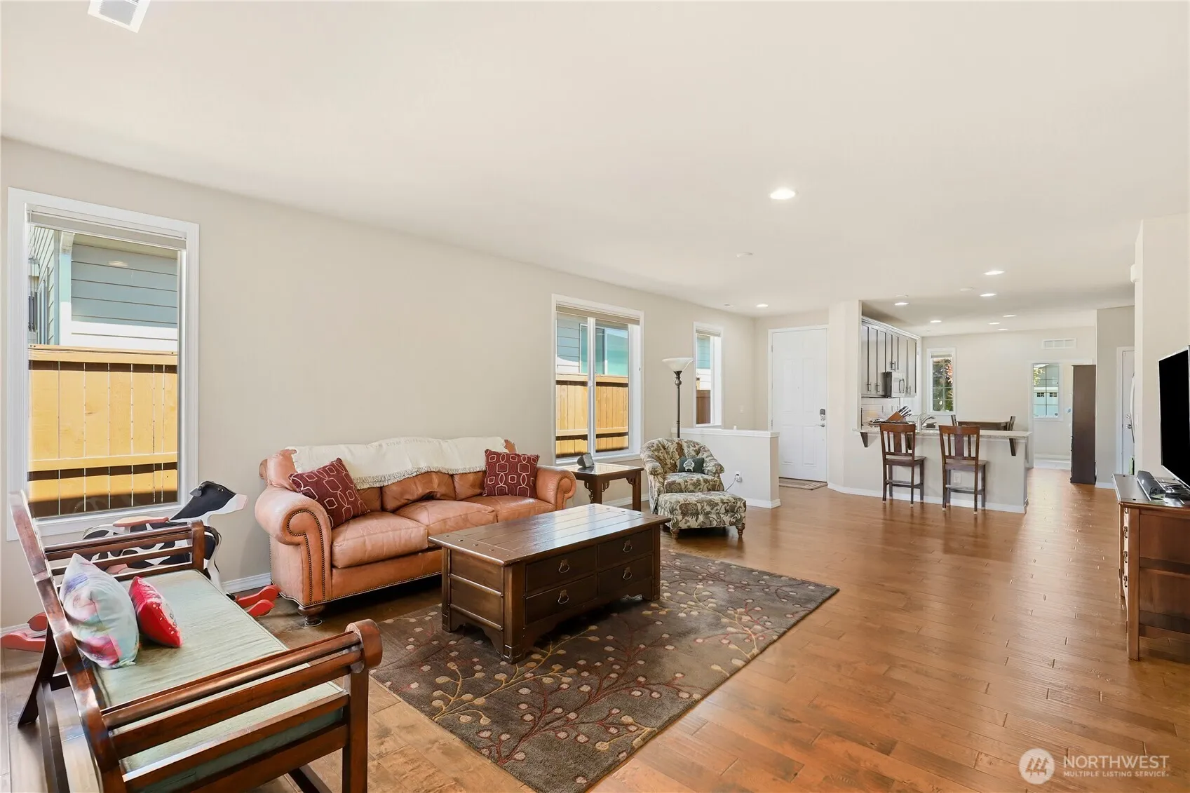 Property photo for 8218 Canton Avenue Ne, Lacey photo 5