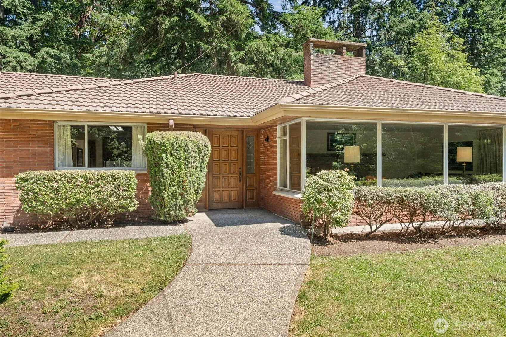 Property photo for 3630 122nd Place Ne, Bellevue photo 2