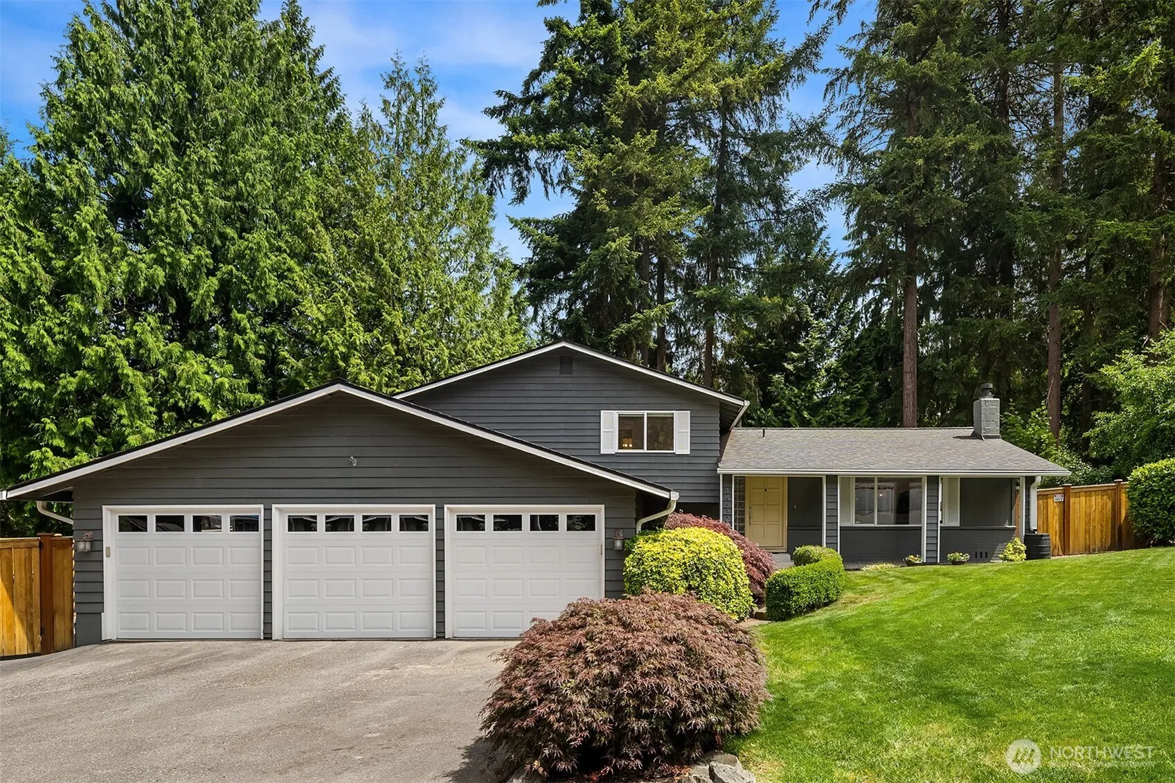 Property photo for 14532 119th Avenue Ne, Kirkland photo 2