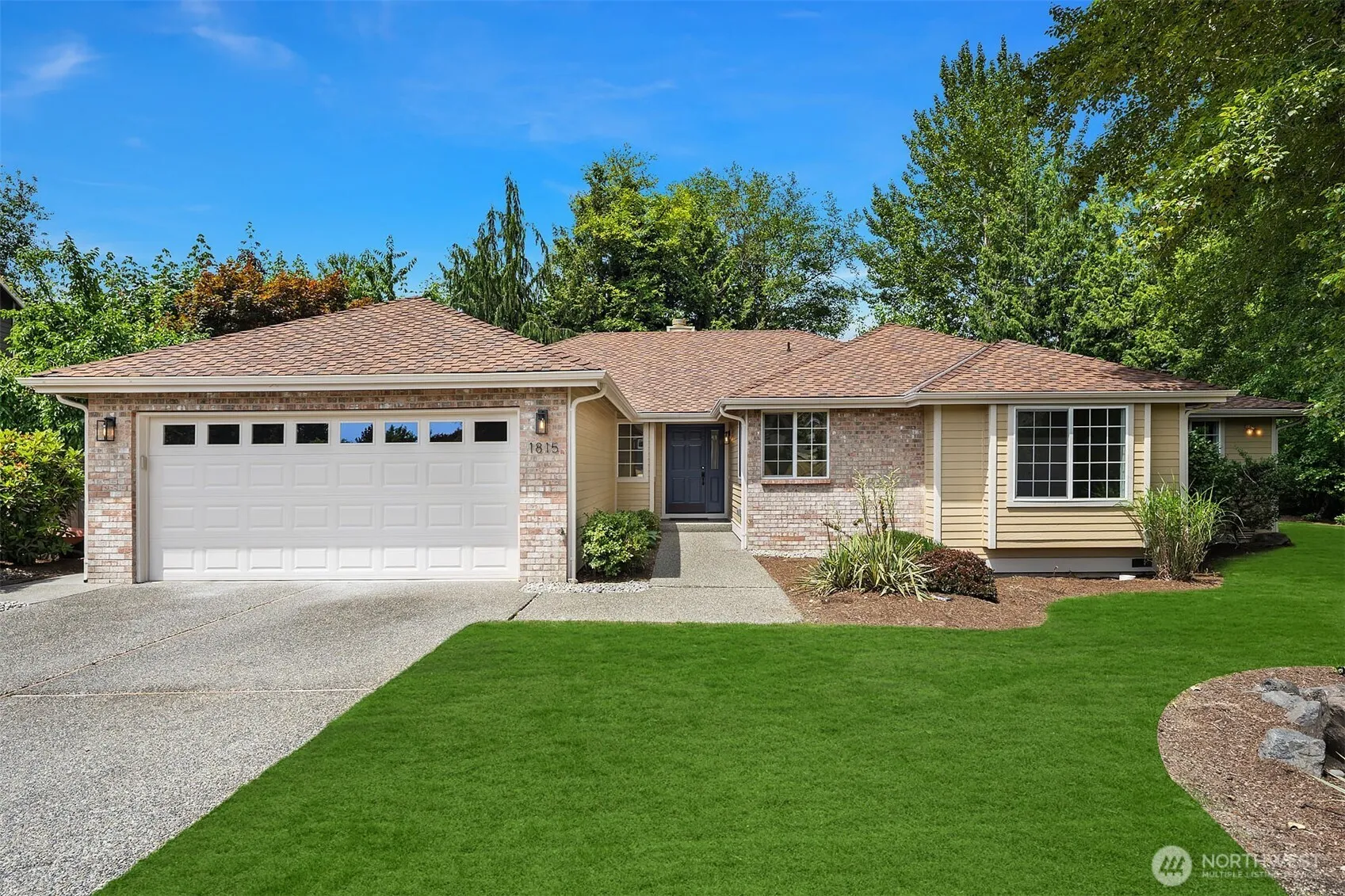 Property photo for 1815 Field Avenue Ne, Renton