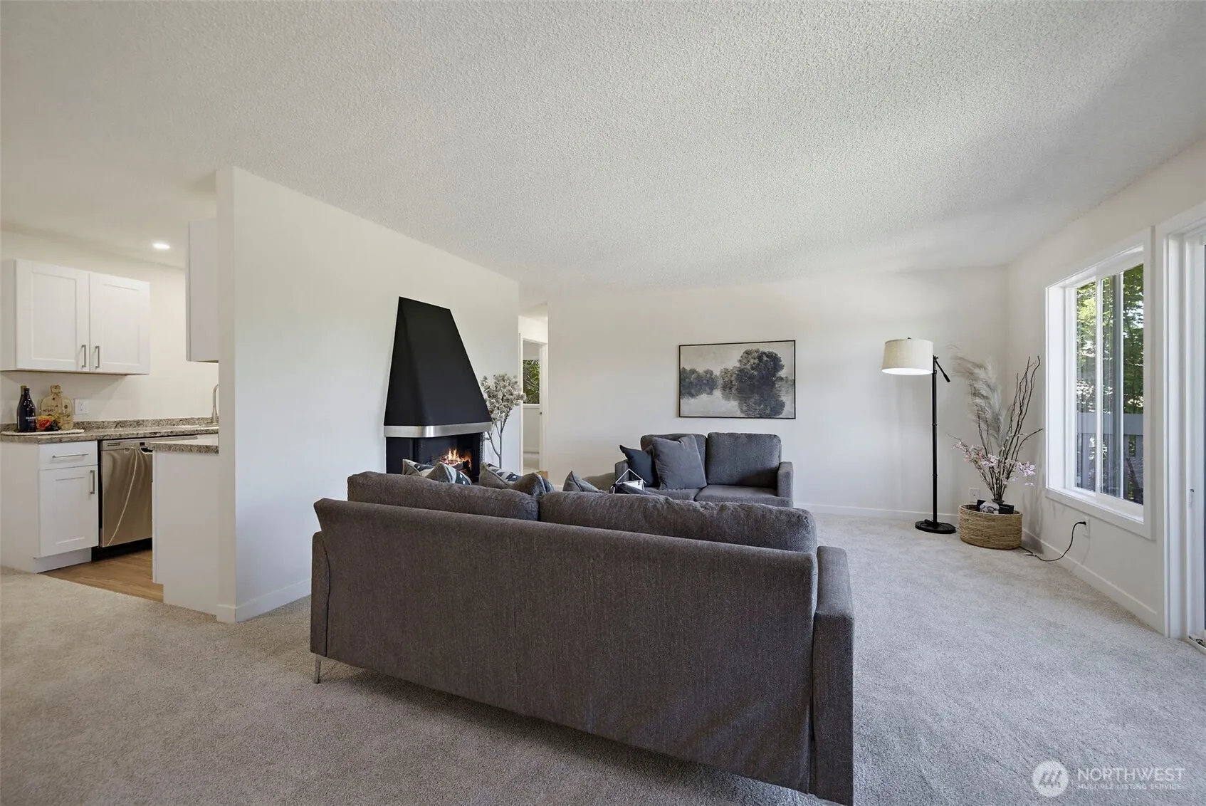 Property photo for 7064 35th Avenue Ne #24, Seattle photo 4