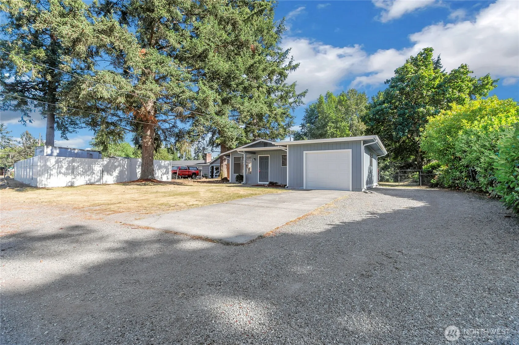 Property photo for 970 Johns Road E, Tacoma photo 3