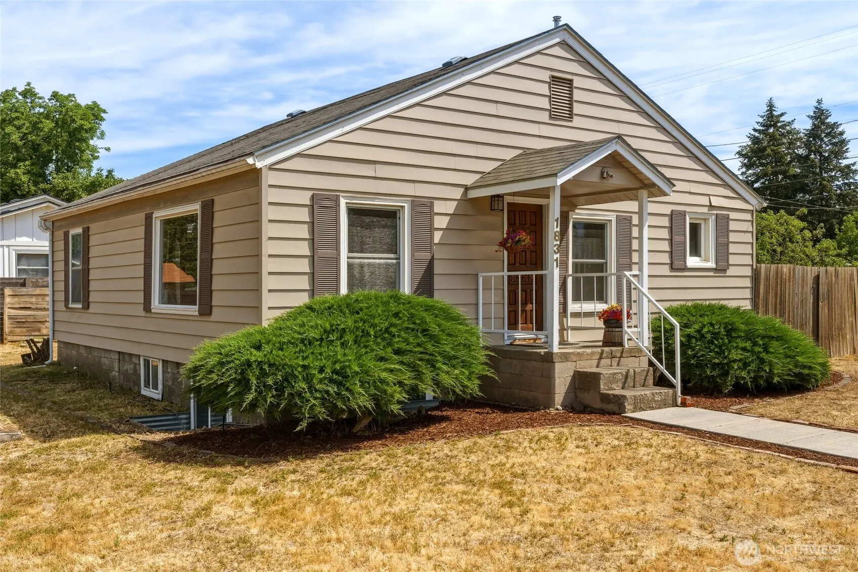 Property photo for 1831 E Alder Street, Walla Walla photo 2