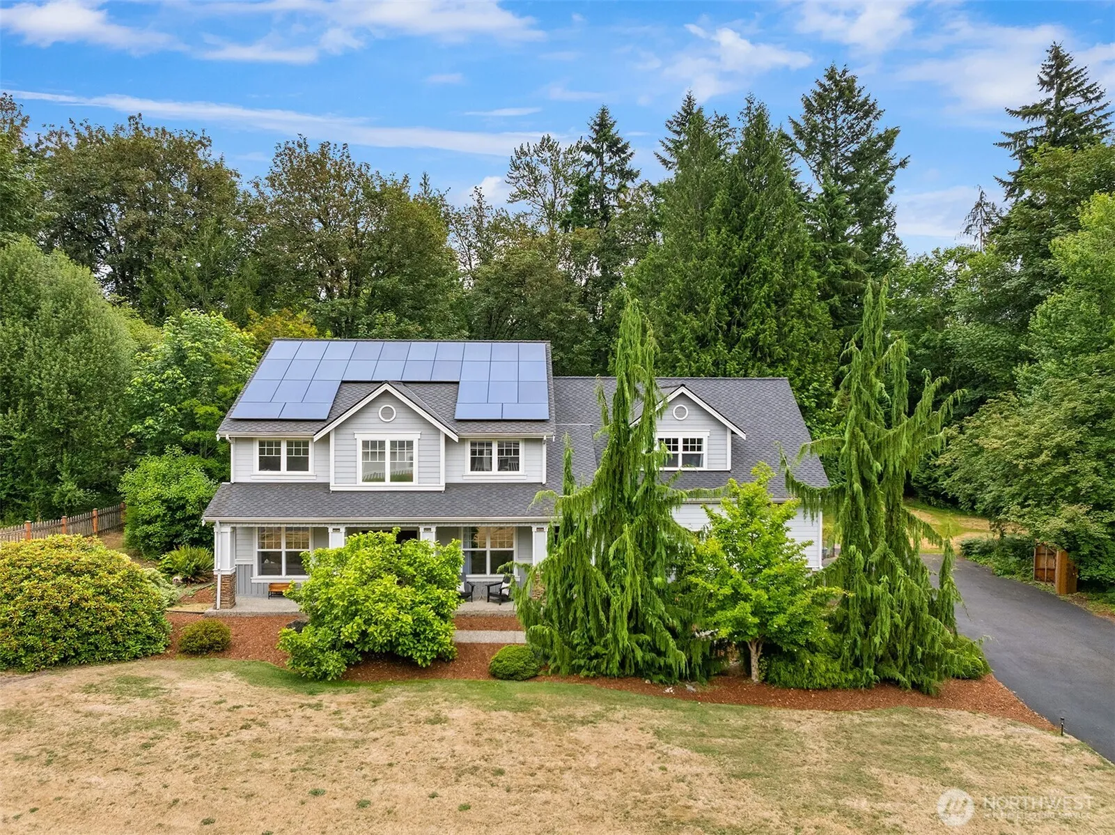 Property photo for 14230 229th Avenue Ne, Woodinville photo 2