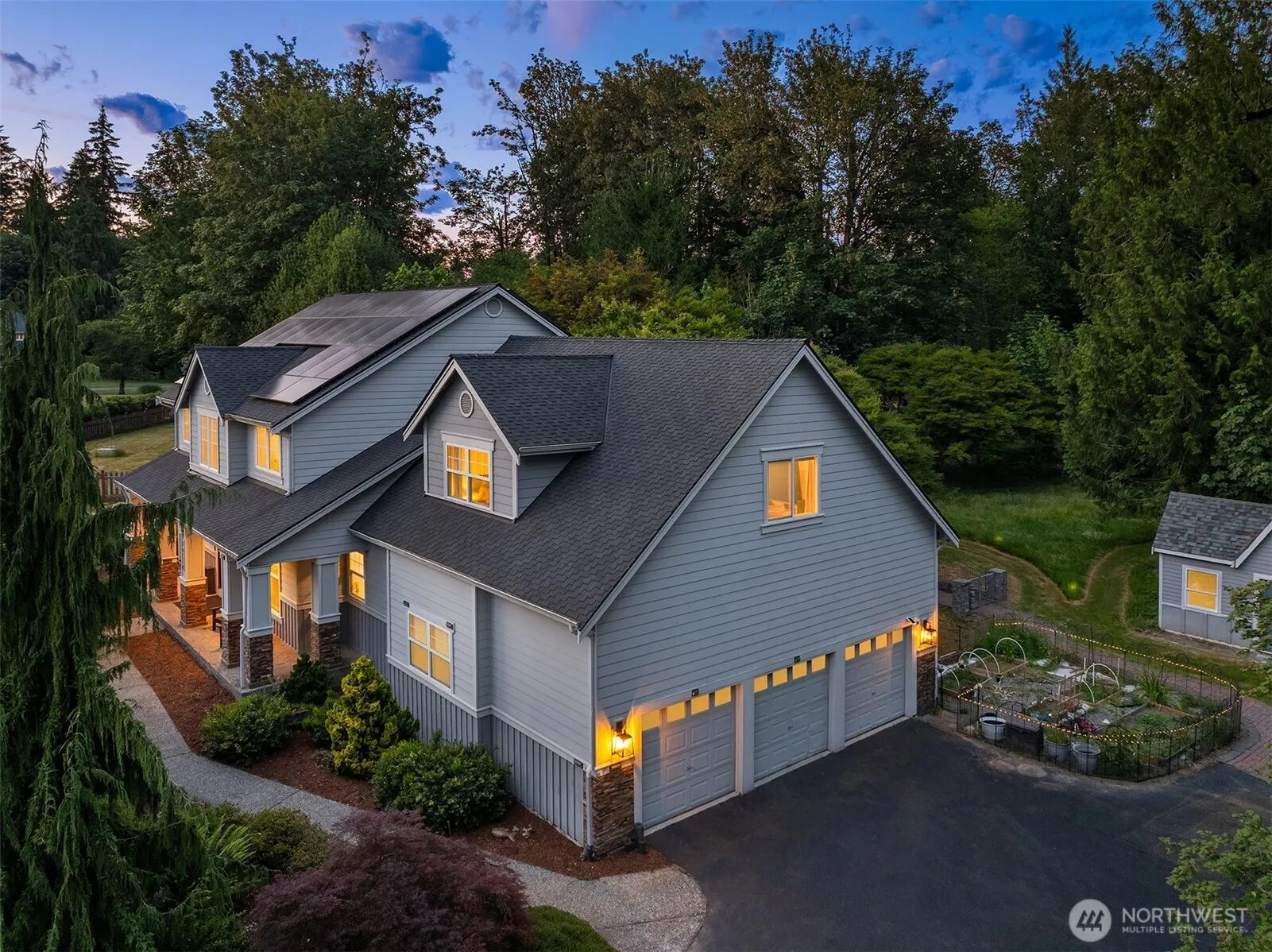 Property photo for 14230 229th Avenue Ne, Woodinville photo 3