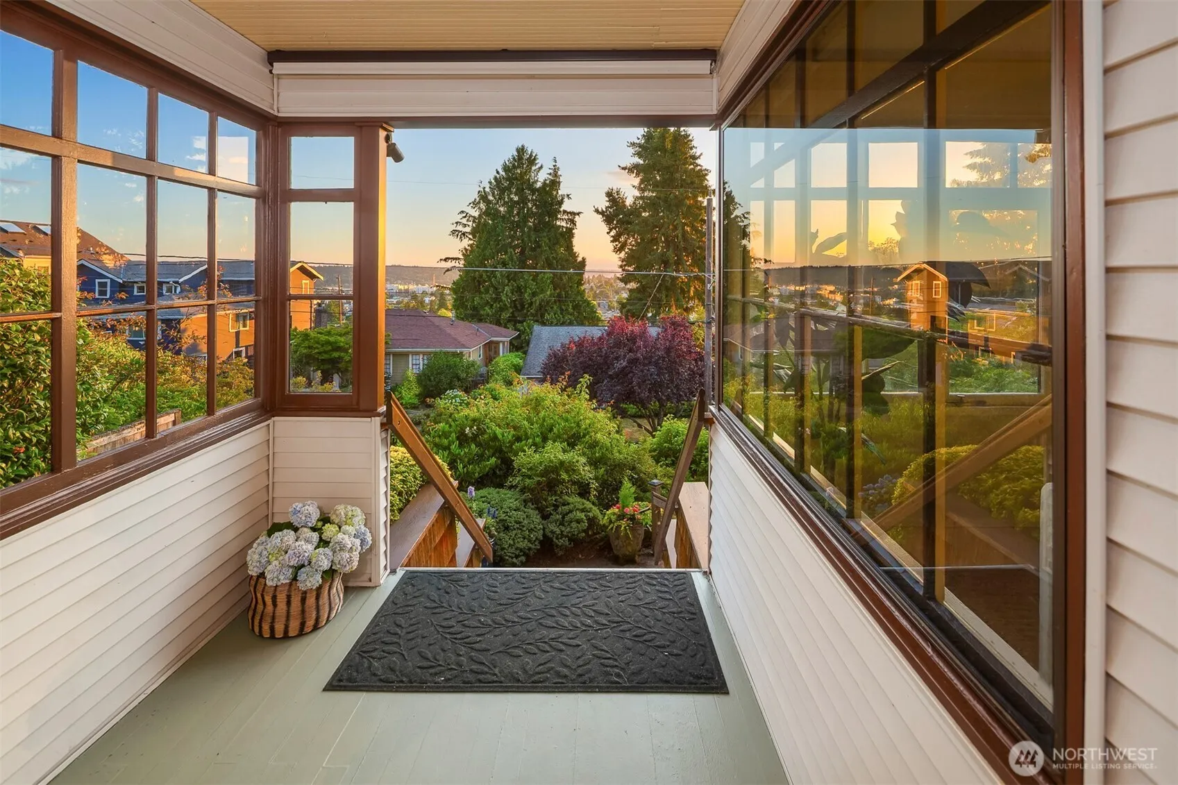 Property photo for 6044 2nd Avenue Nw, Seattle photo 2