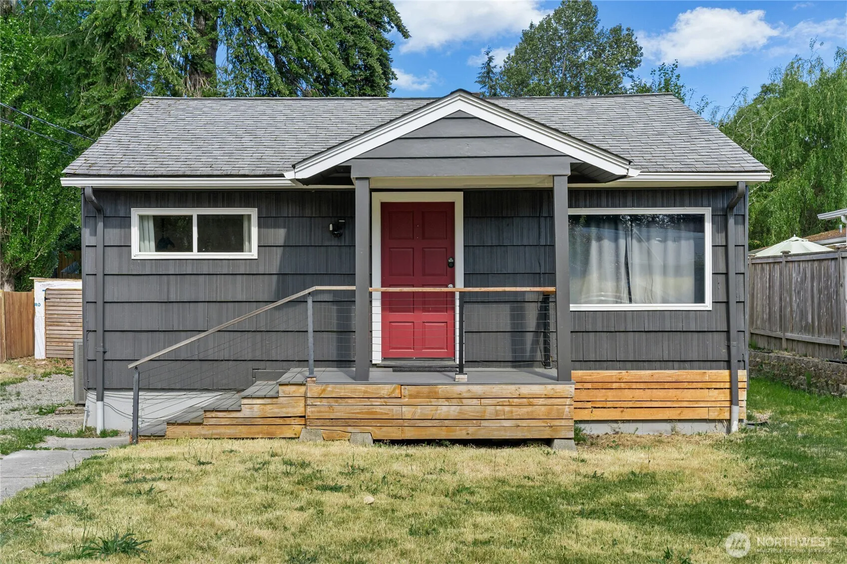 Property photo for 9520 2nd Avenue Nw, Seattle photo 2