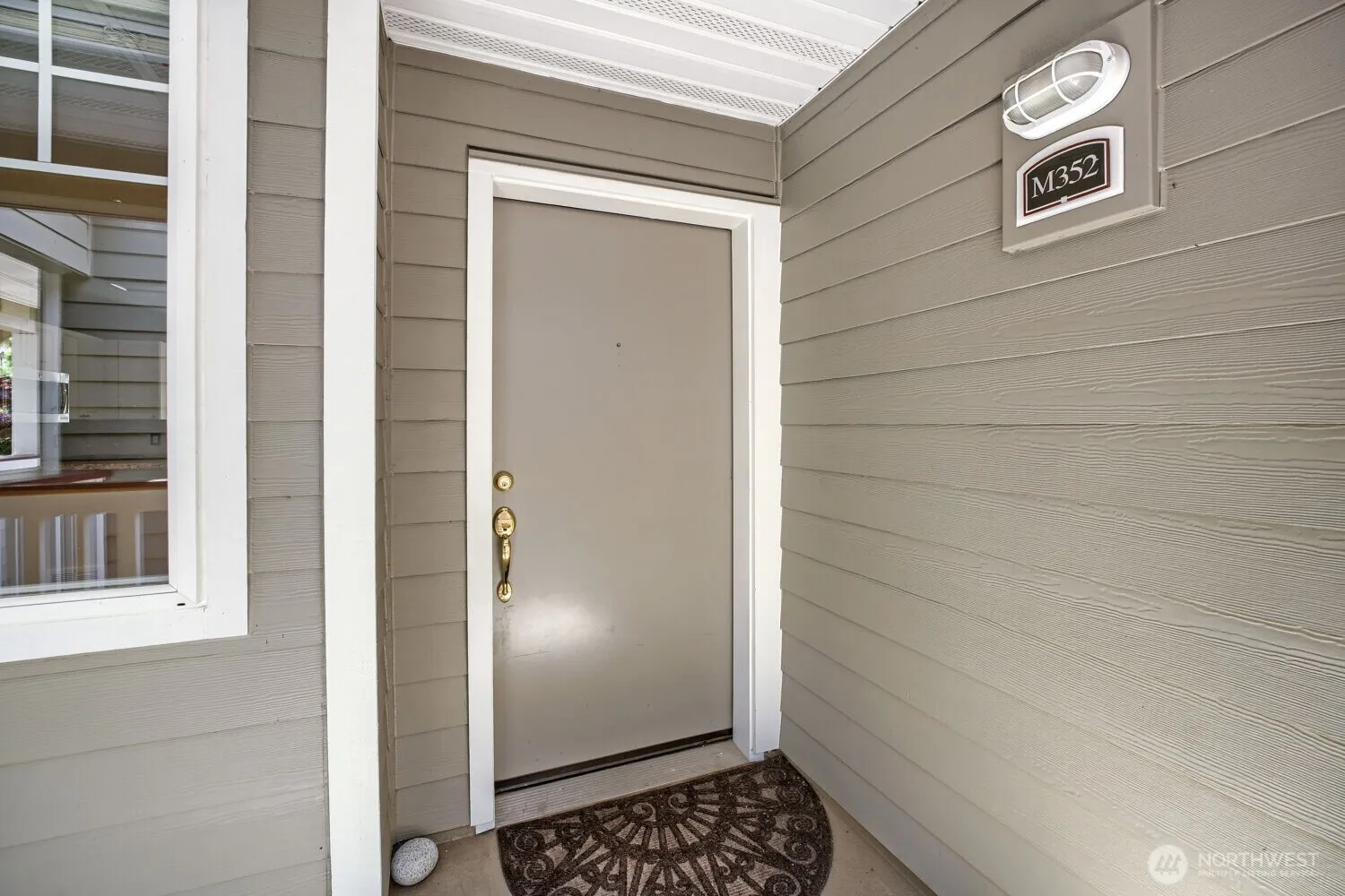 Property photo for 18501 Se Newport Way #m352, Issaquah photo 4