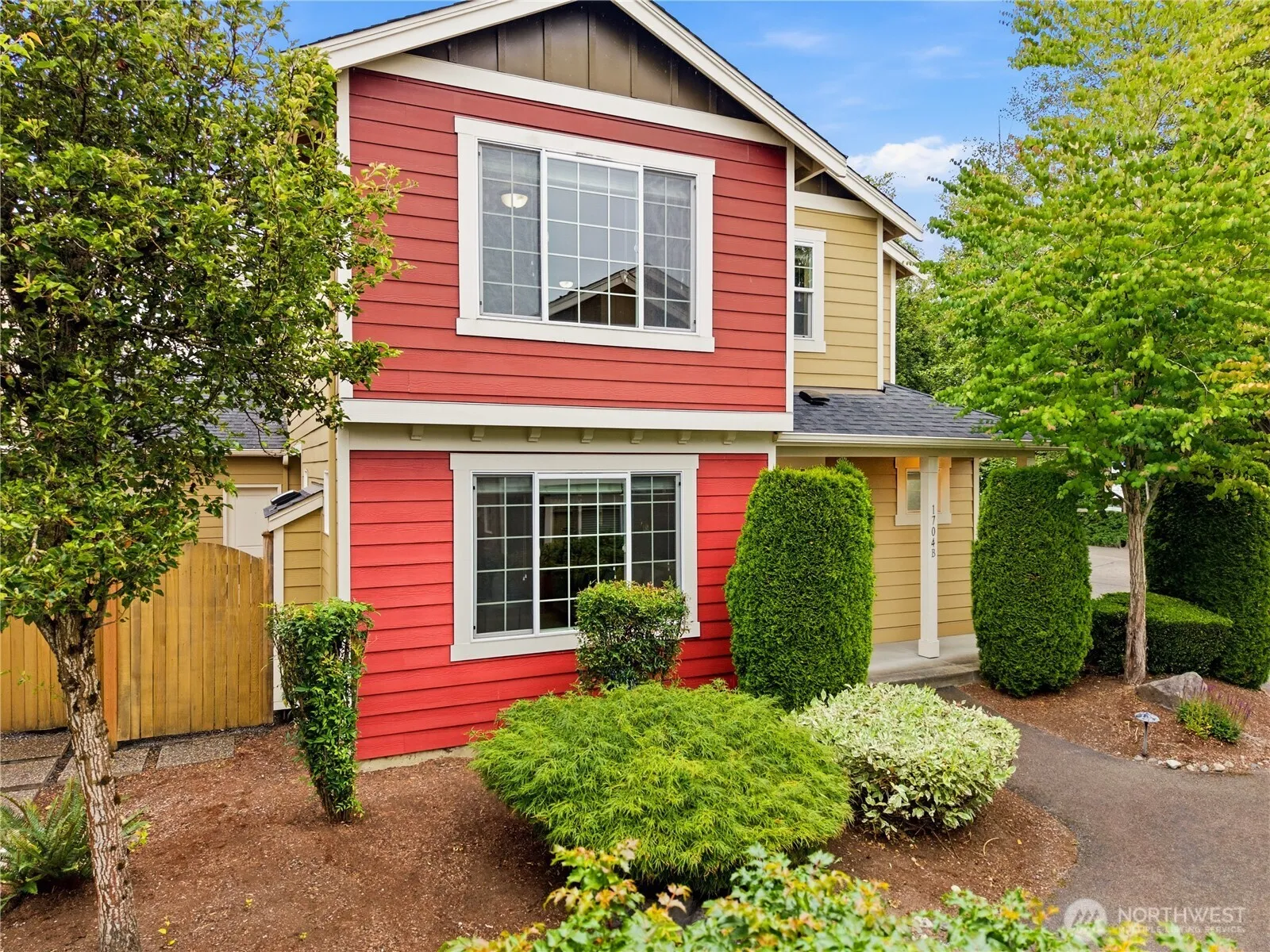 Property photo for 1704 156th Place Sw #b, Lynnwood