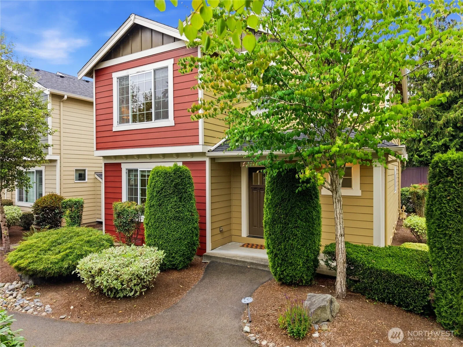 Property photo for 1704 156th Place Sw #b, Lynnwood photo 3