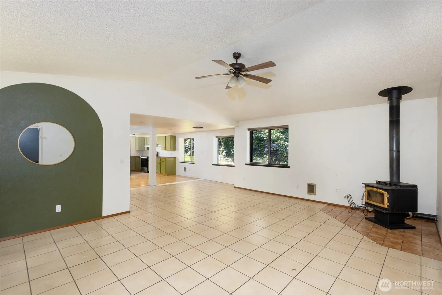 Property photo for 4102 80th Street E, Tacoma photo 5