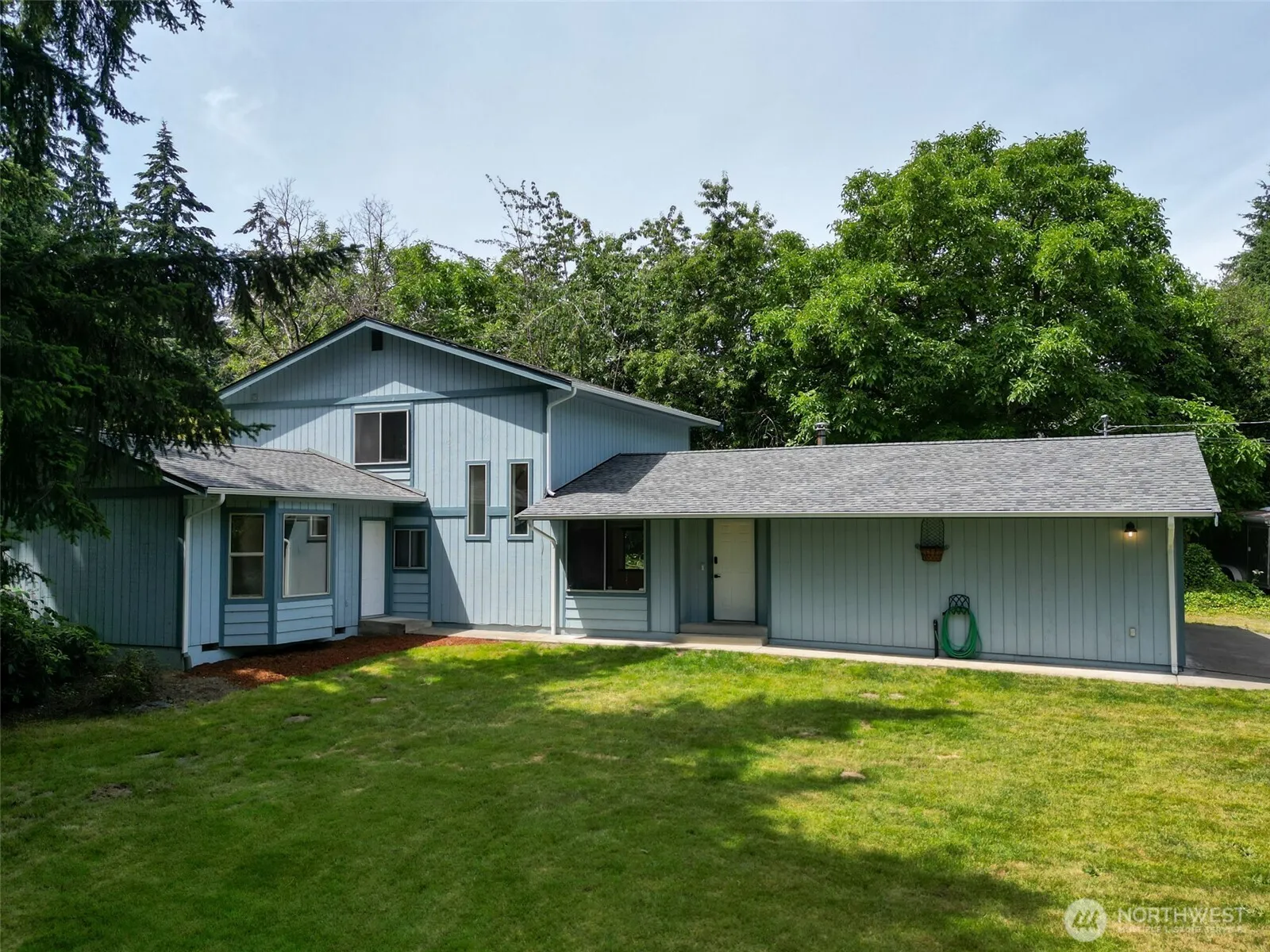 Property photo for 4102 80th Street E, Tacoma photo 3