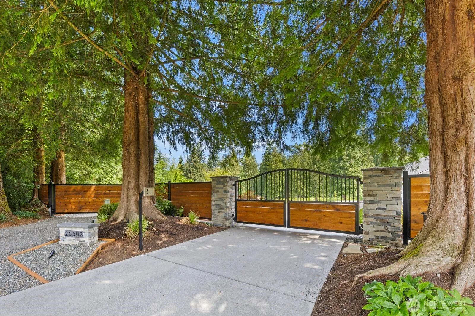 Property photo for 26302 Se 192nd Street, Maple Valley photo 4