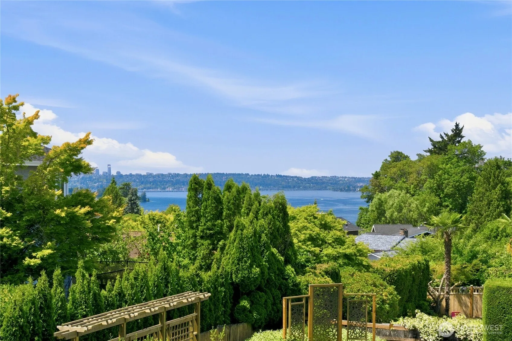 Property photo for 6225 106th Avenue Ne, Kirkland photo 3