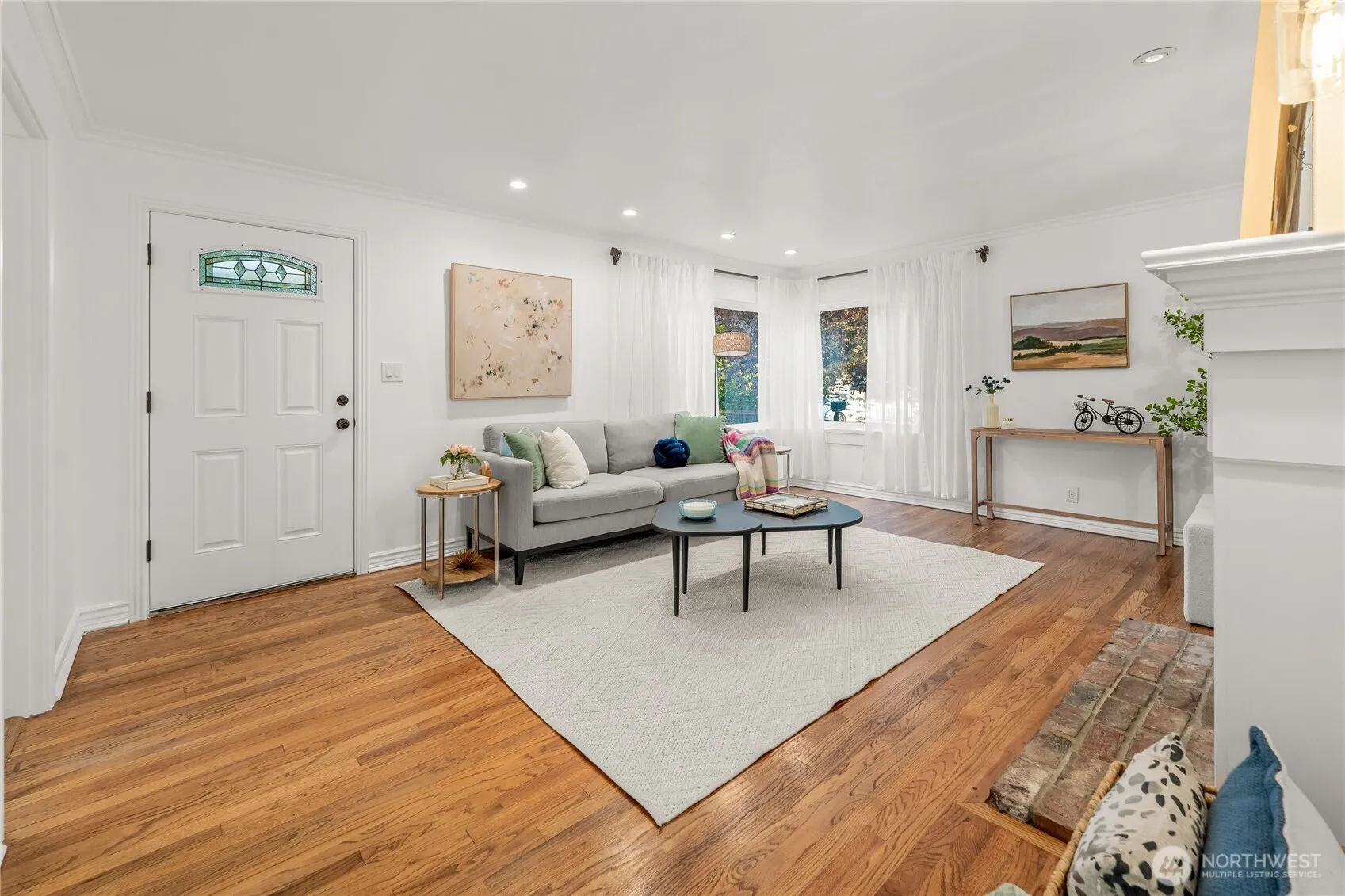 Property photo for 13203 2nd Avenue Nw, Seattle photo 5