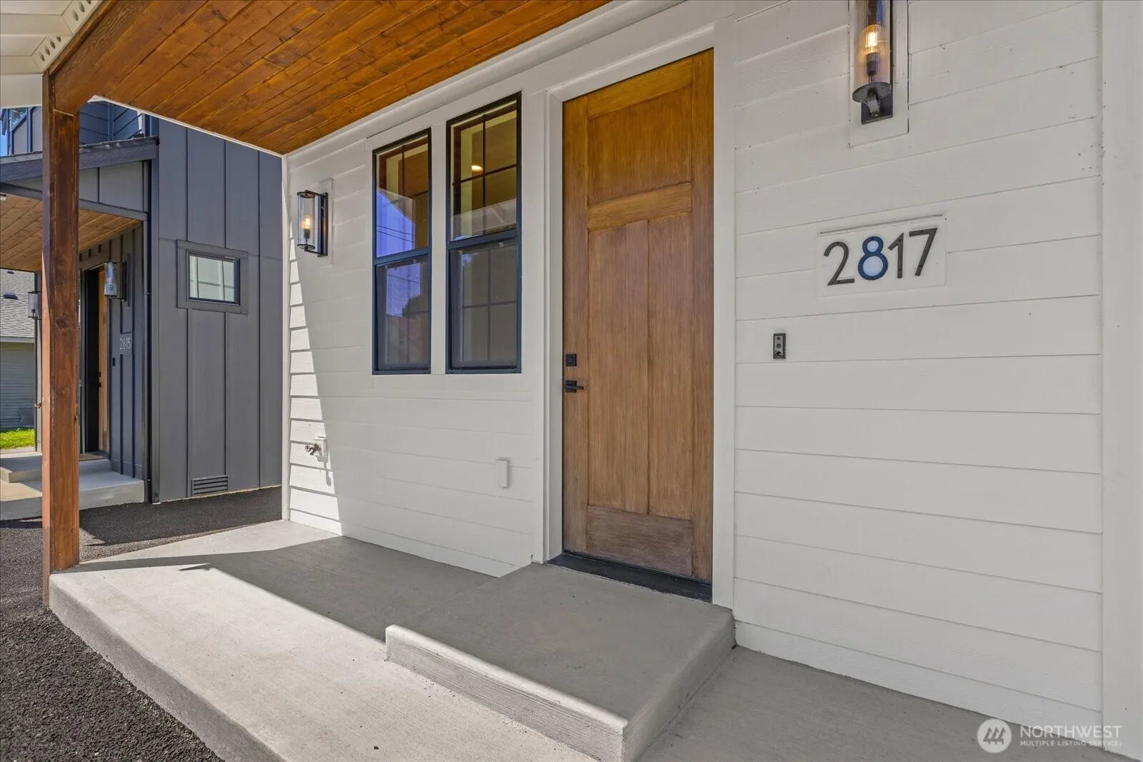 Property photo for 2817 25th Street #b, Everett photo 3