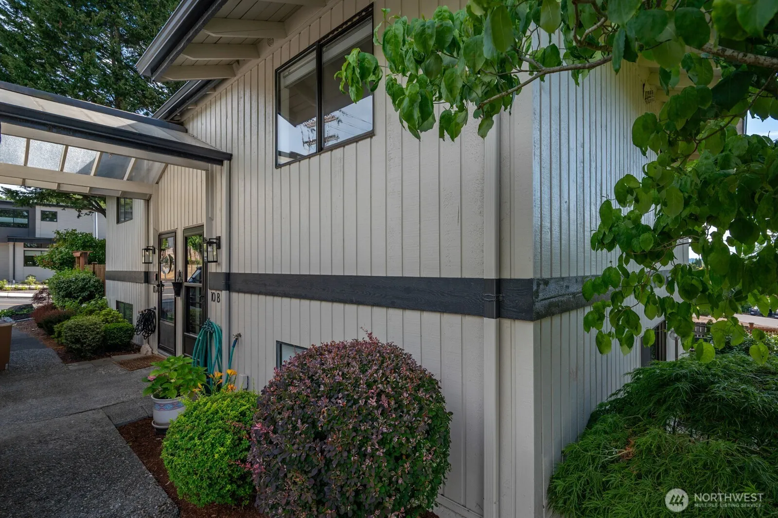 Property photo for 10 18th Ave #10b, Kirkland photo 2