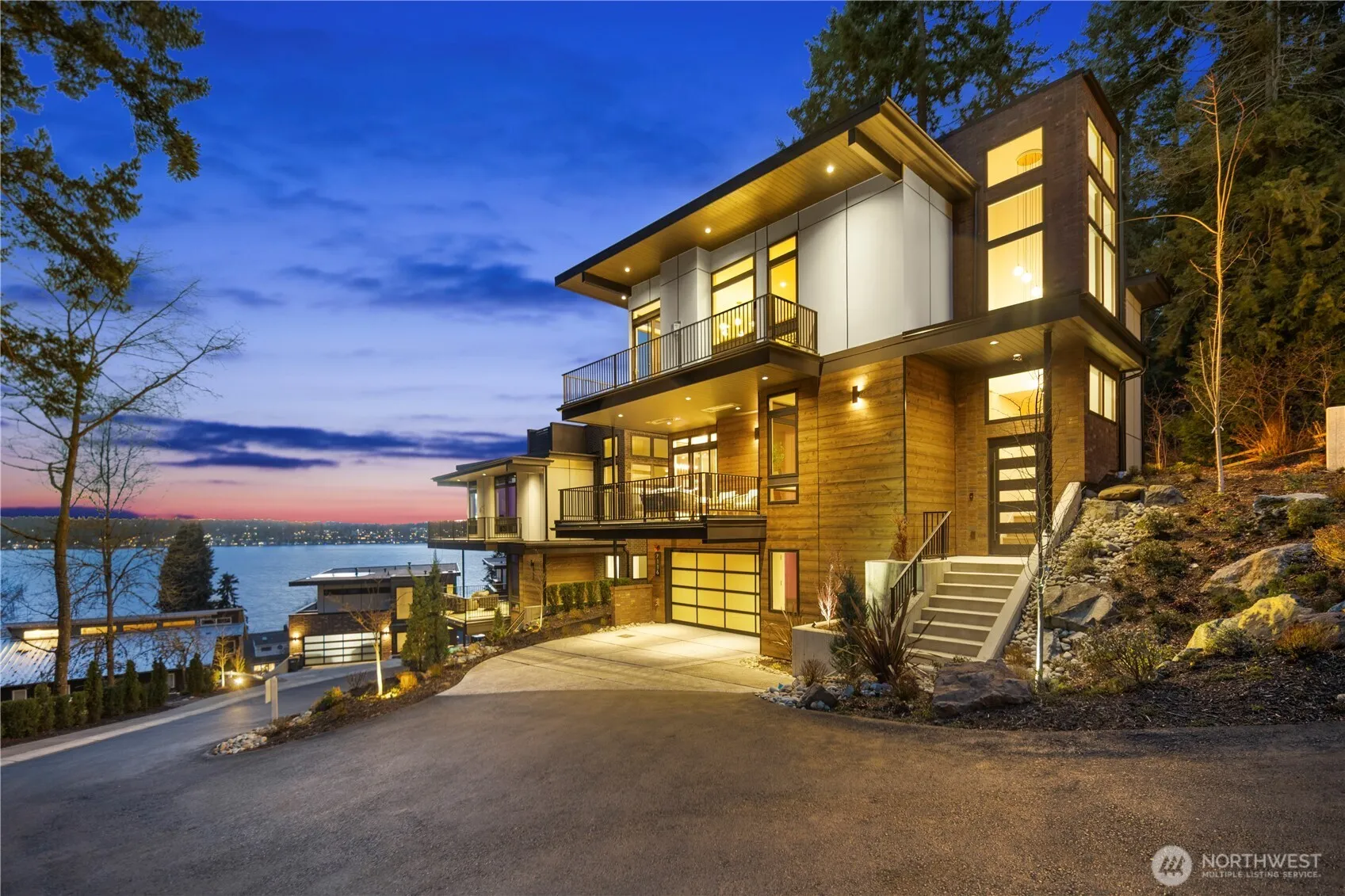 Property photo for 7116 Ne 119th Lane, Kirkland