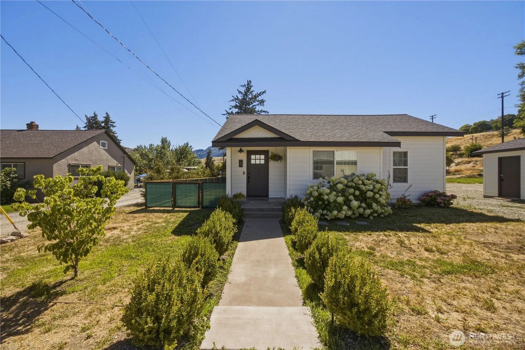Property photo for 123 Chris Street, Pateros