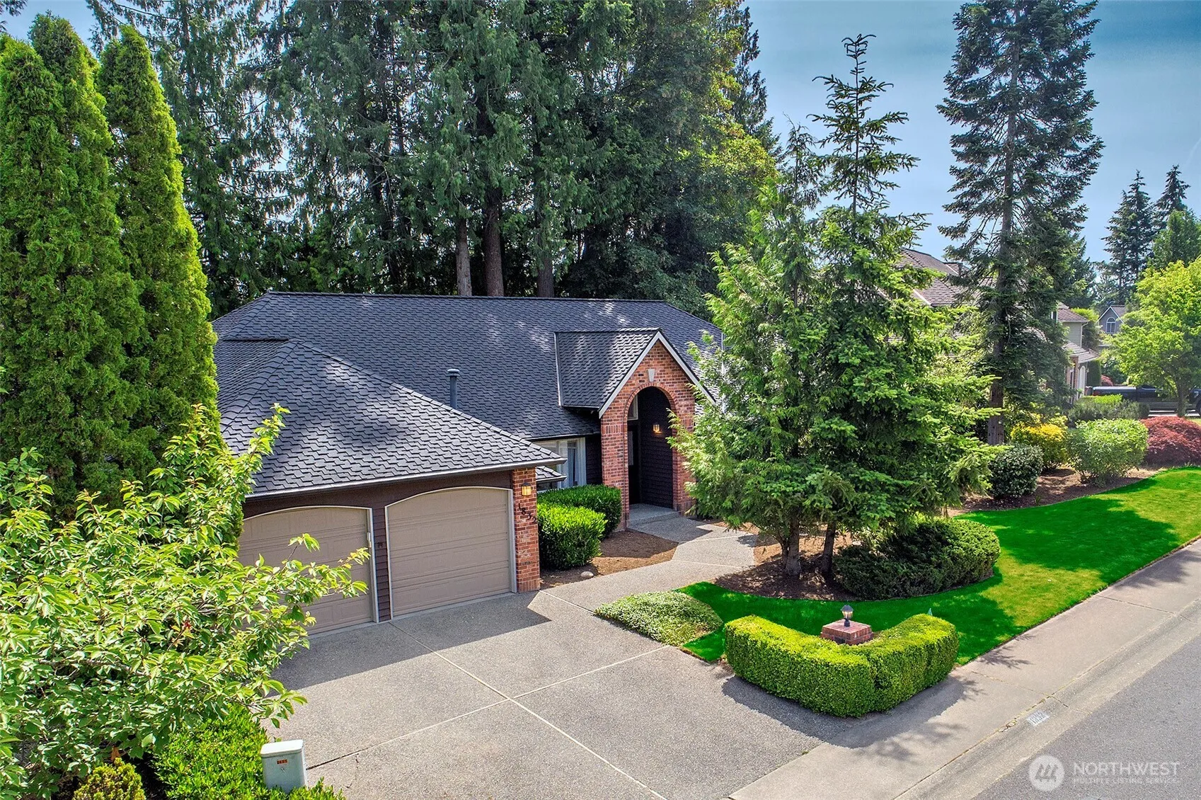 Property photo for 1832 231st Place Ne, Sammamish photo 3