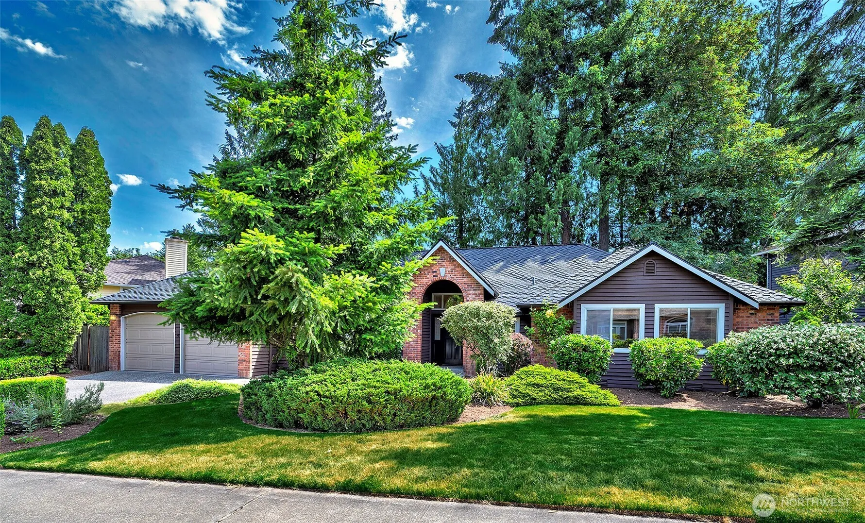 Property photo for 1832 231st Place Ne, Sammamish