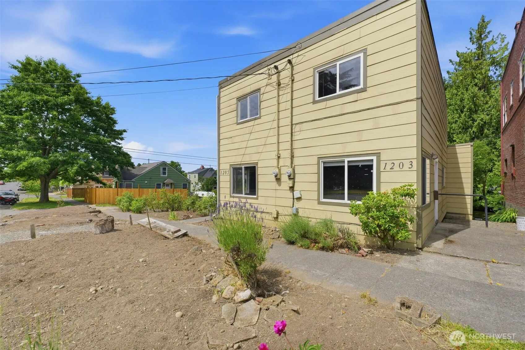 Property photo for 1205 N 11th Street, Tacoma photo 2