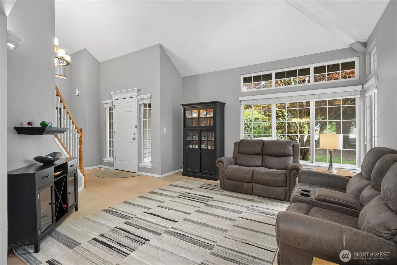 Property photo for 11325 Ne 144th Place, Kirkland photo 5