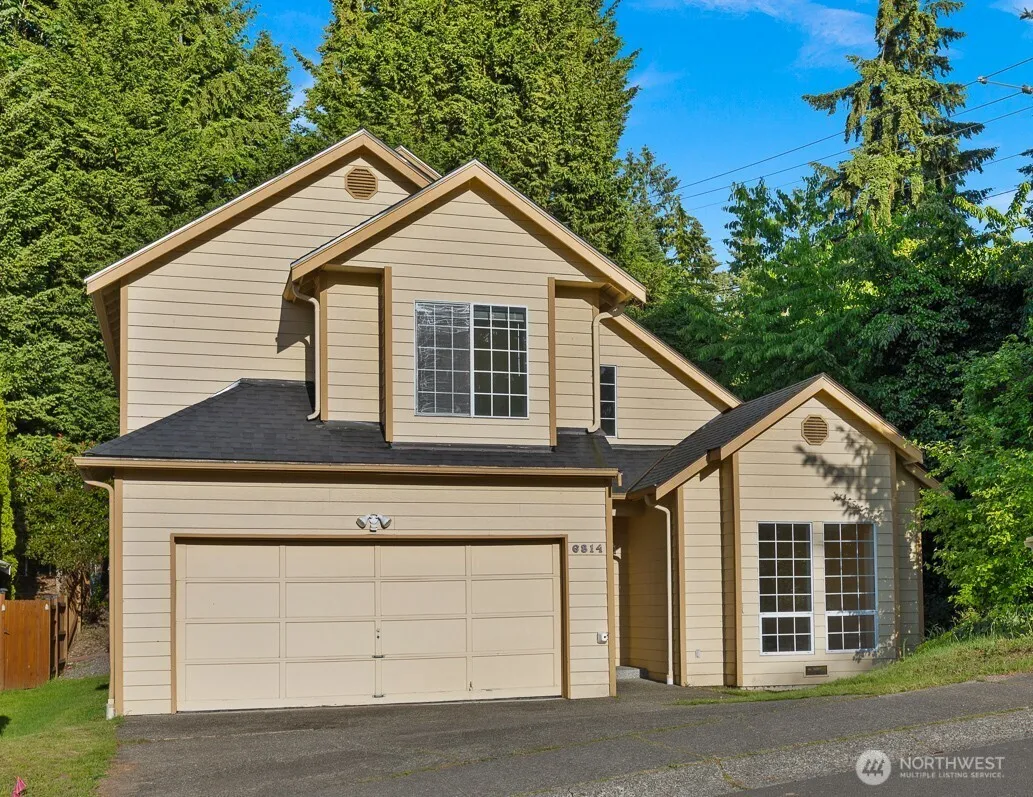 Property photo for 6814 119th Avenue Se, Bellevue