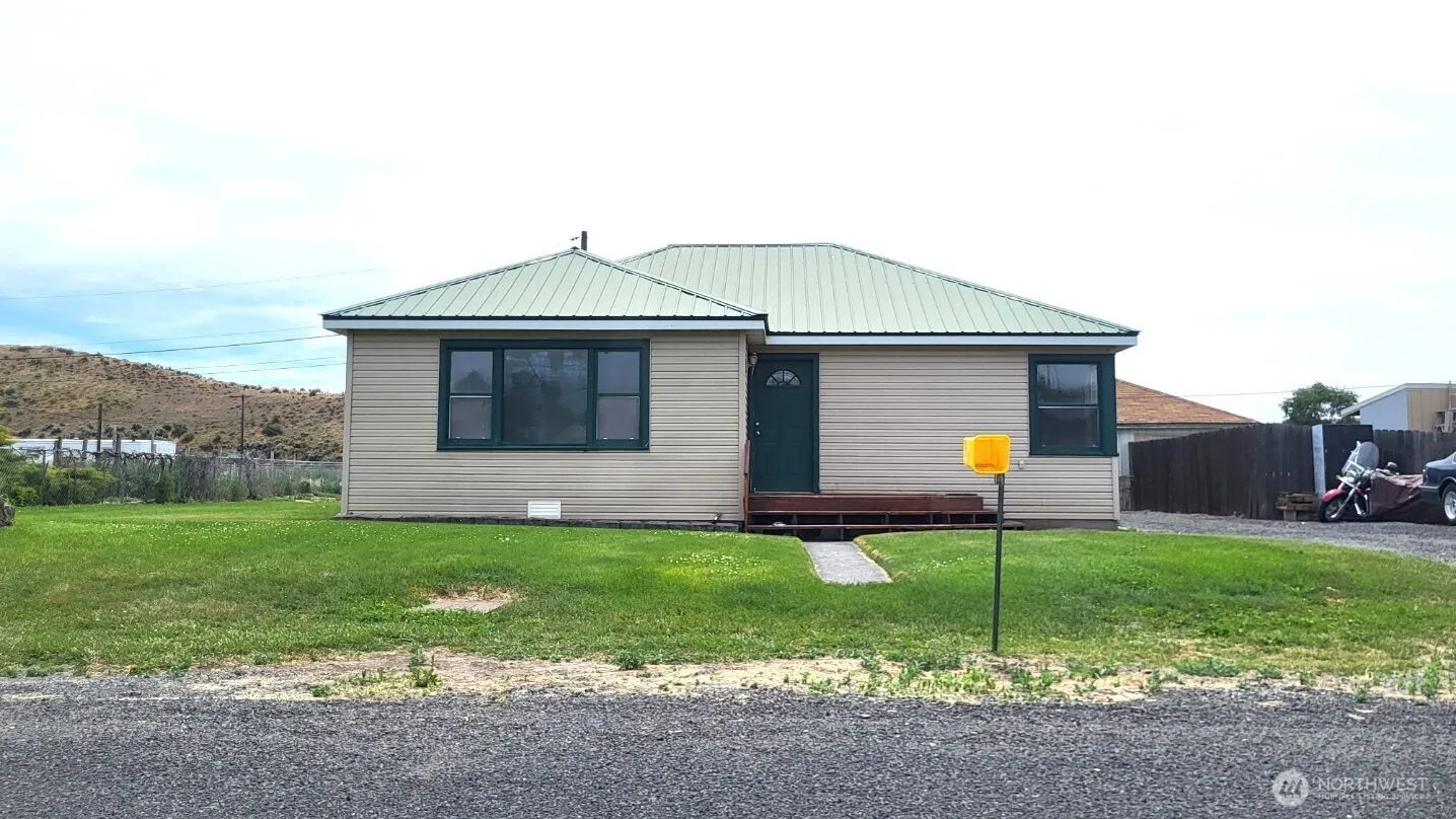 Property photo for 536 Spokane Street, Wilson Creek photo 2