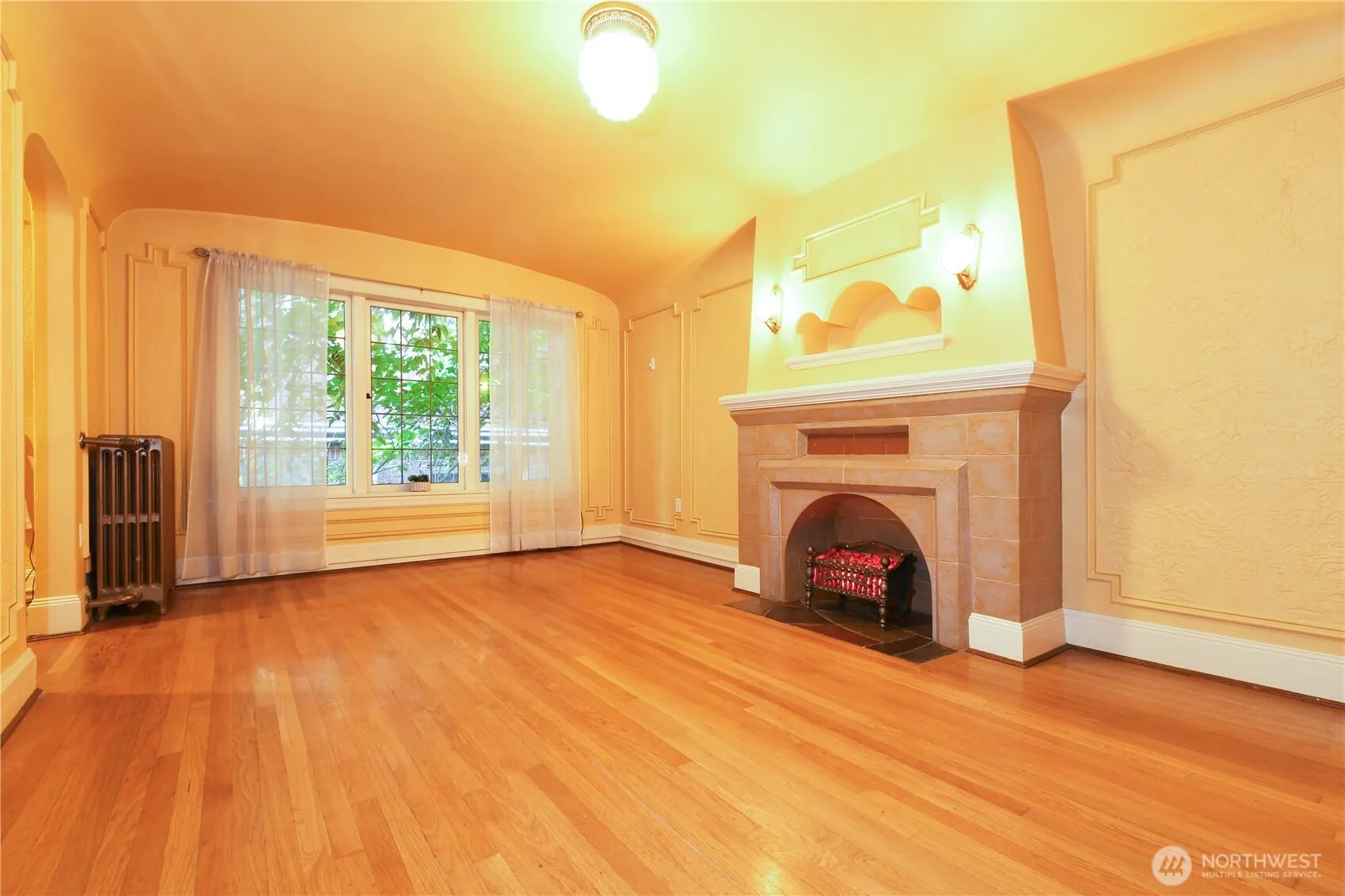 Property photo for 1101 17th Ave #207, Seattle photo 2