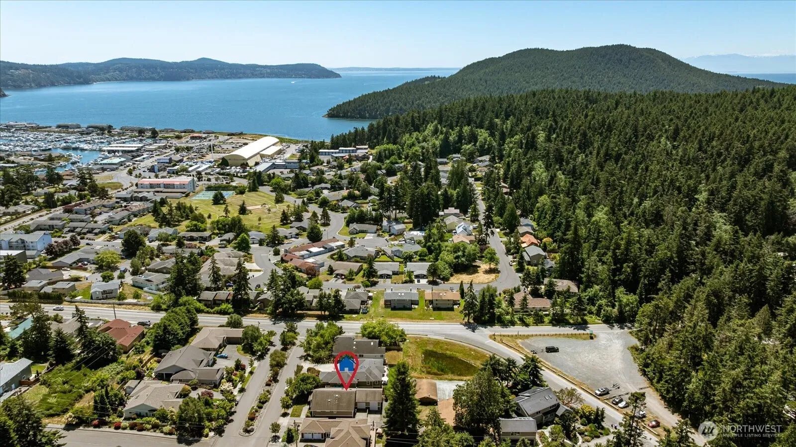 Property photo for 2806 Washington Boulevard, Anacortes photo 4