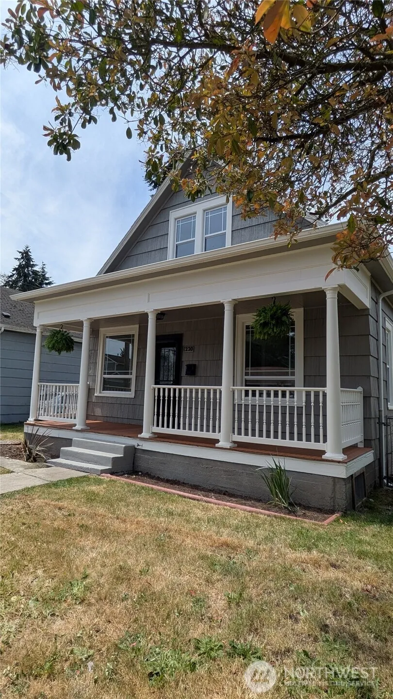 Property photo for 1220 S Adams Street, Tacoma photo 2