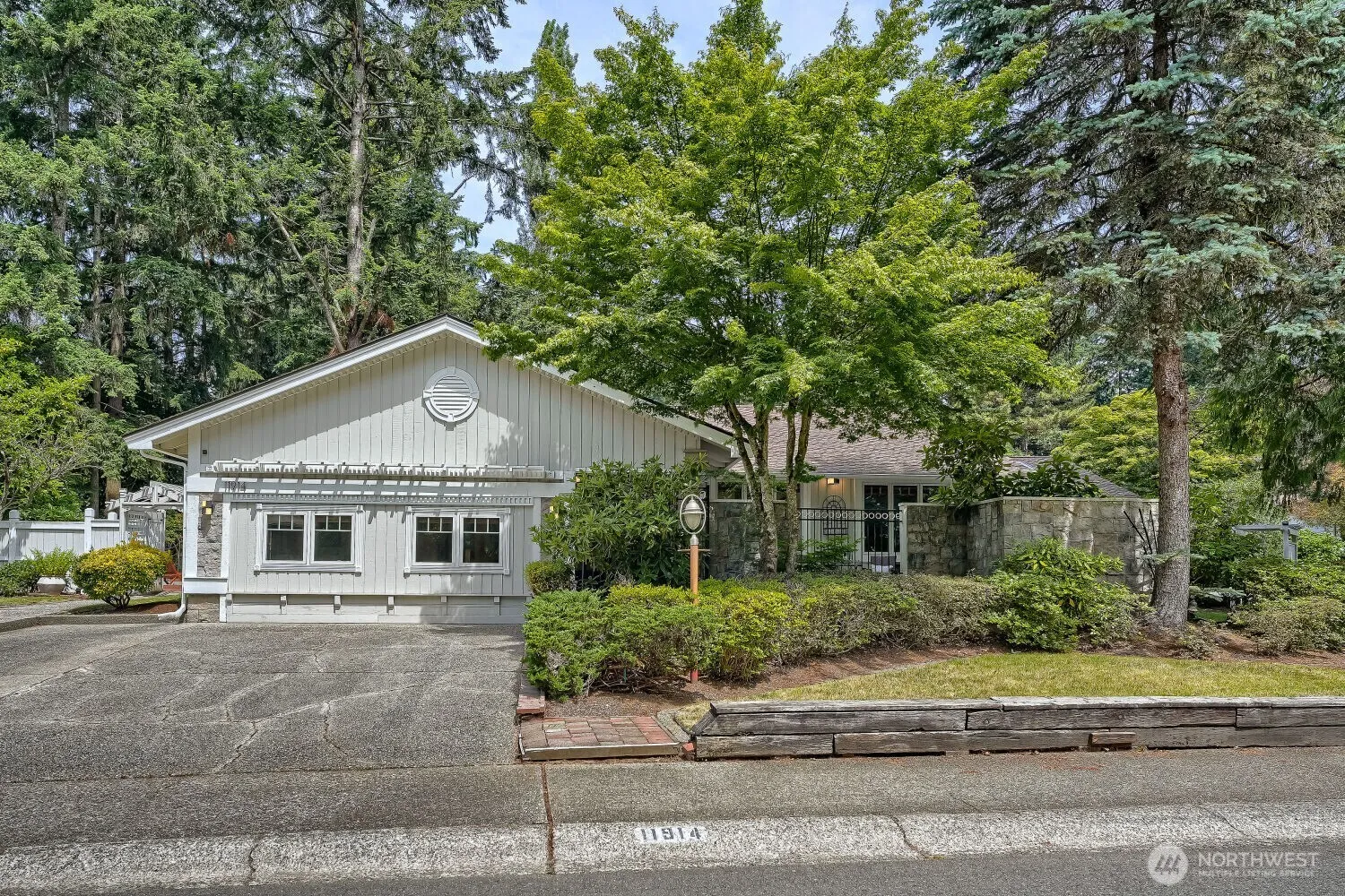 Property photo for 11914 Ne 148th Street, Kirkland
