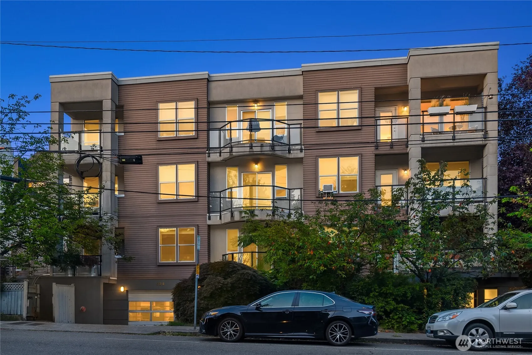 Property photo for 524 12th Avenue E #301, Seattle