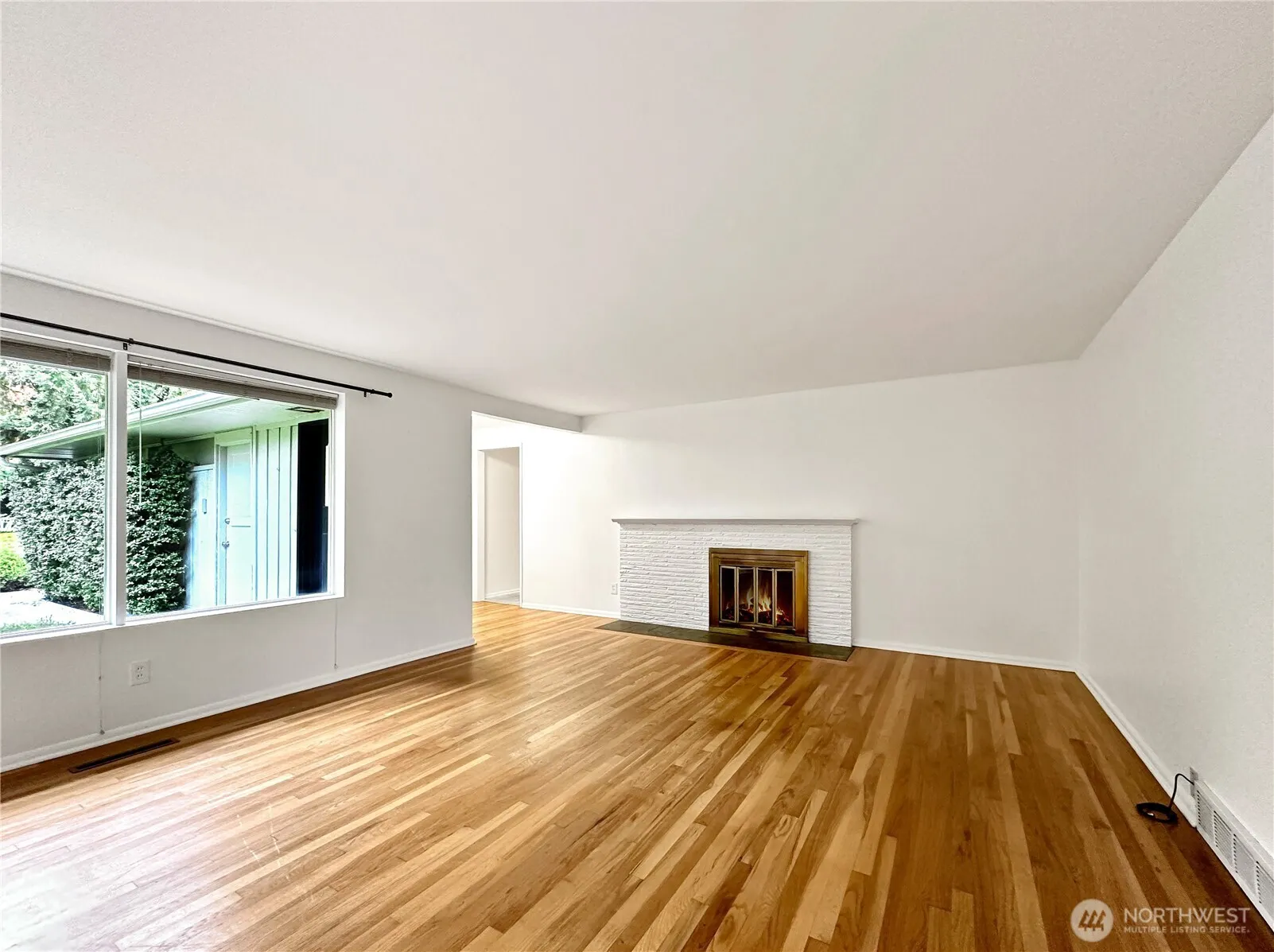 Property photo for 7920 Ne 26th Street, Medina photo 4