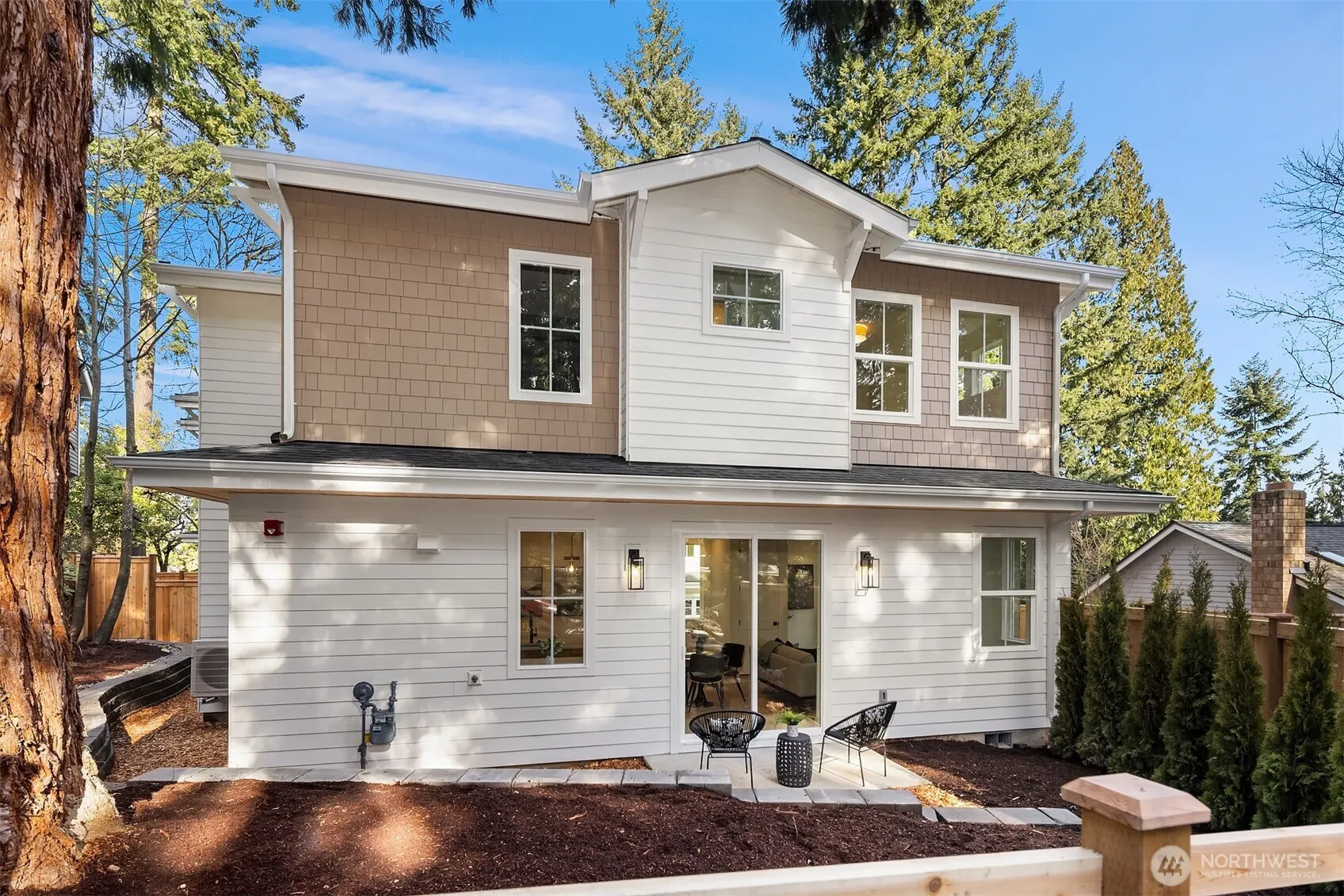 Property photo for 11810 Ne 103rd Place, Kirkland