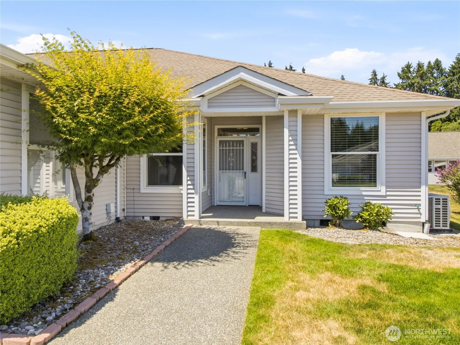 Property photo for 7014 89th Avenue Ct Sw, Lakewood photo 3