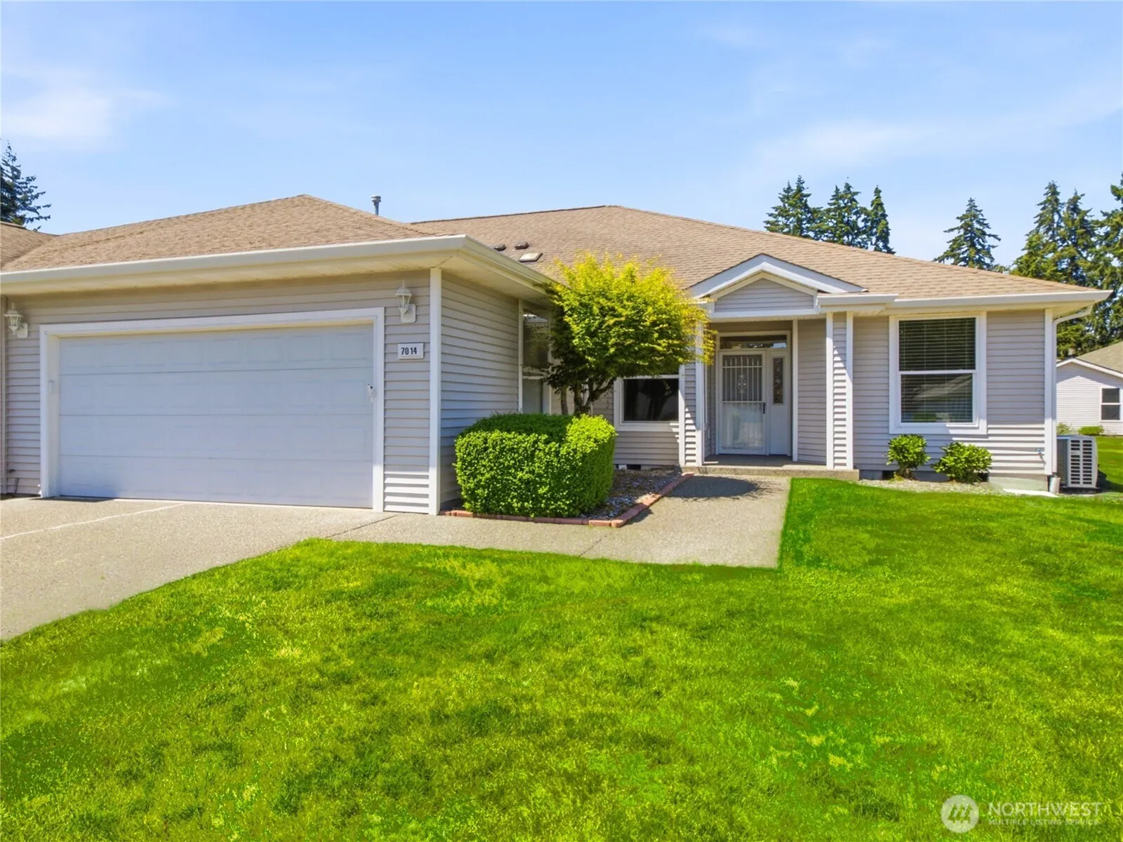 Property photo for 7014 89th Avenue Ct Sw, Lakewood photo 3