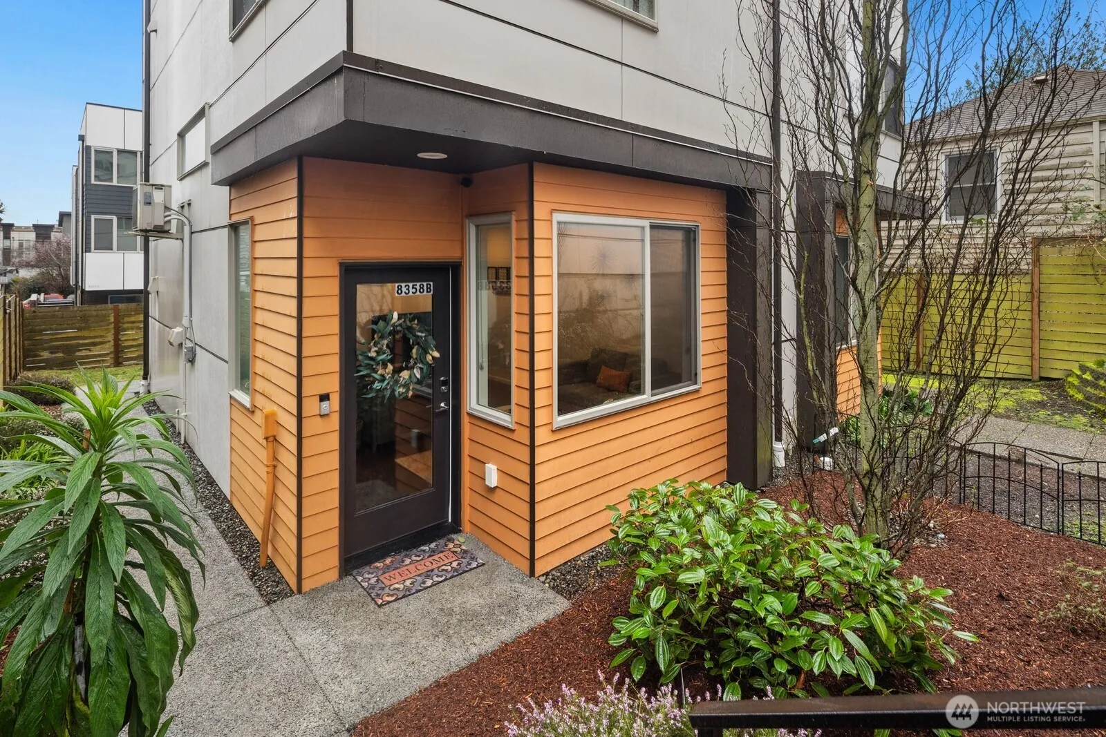 Property photo for 8358 19th Avenue Nw #b, Seattle photo 2