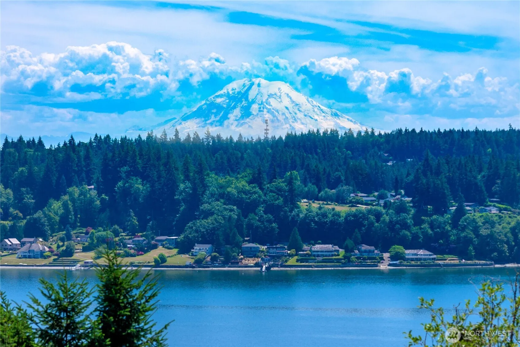 Property photo for 13214 Emerald Drive Nw, Gig Harbor