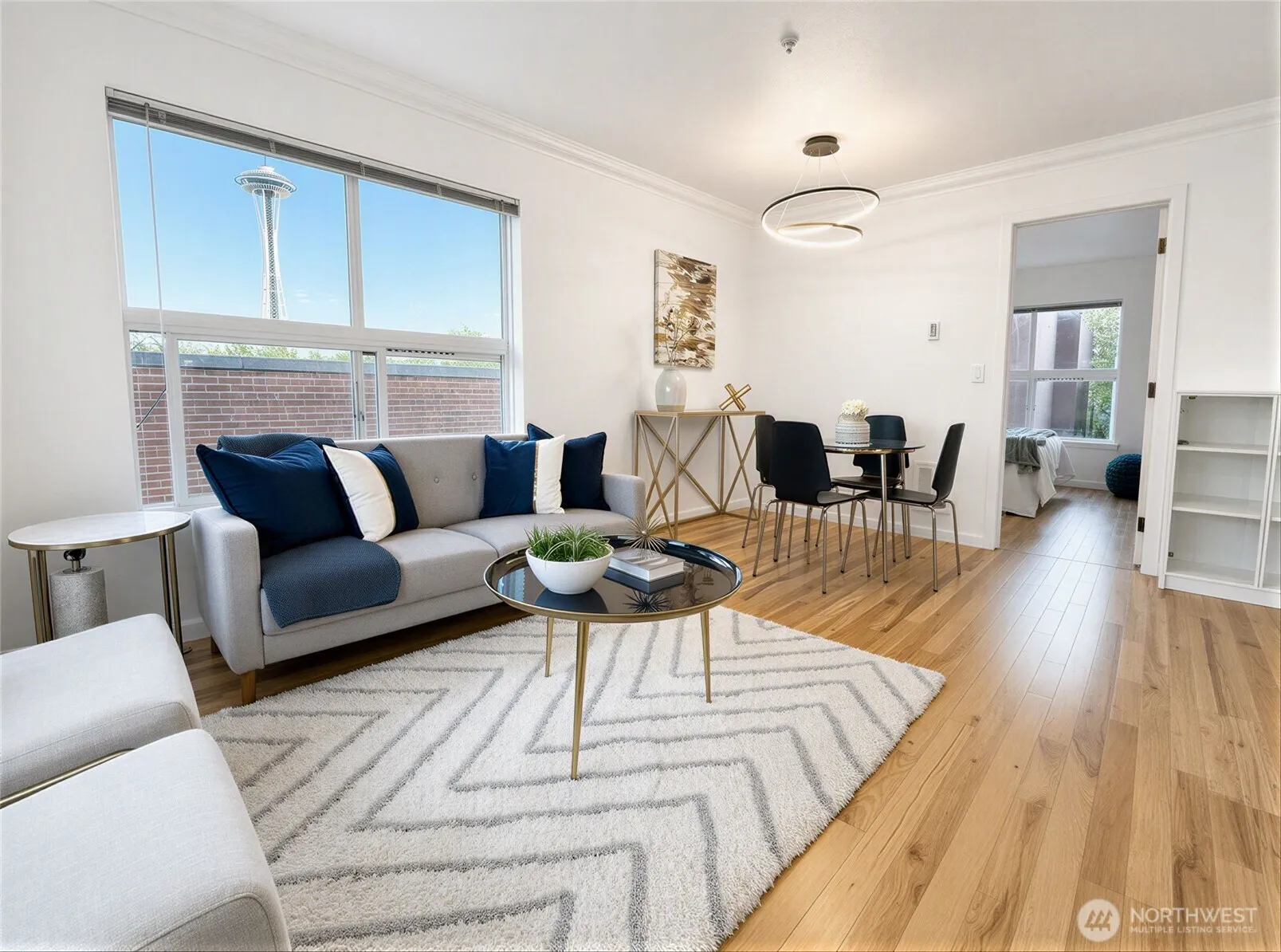 Property photo for 621 5th Avenue N #402, Seattle photo 3