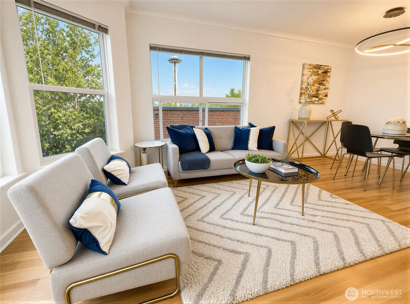 Property photo for 621 5th Avenue N #402, Seattle photo 4