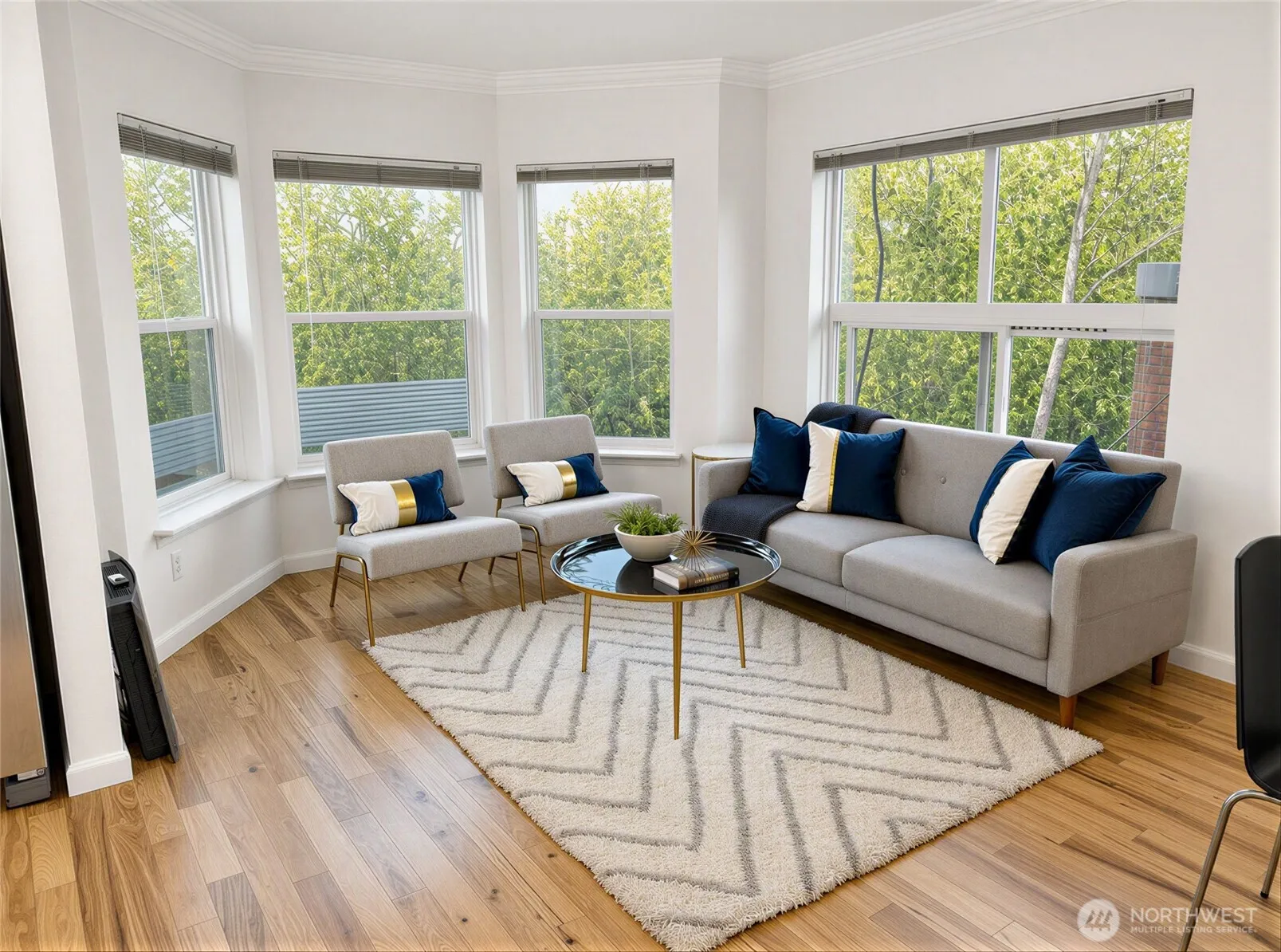 Property photo for 621 5th Avenue N #402, Seattle photo 5