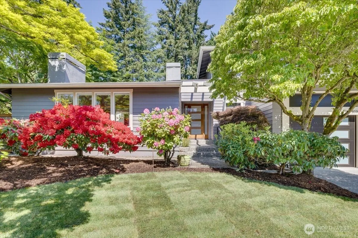 Property photo for 8510 Se 72nd Street, Mercer Island