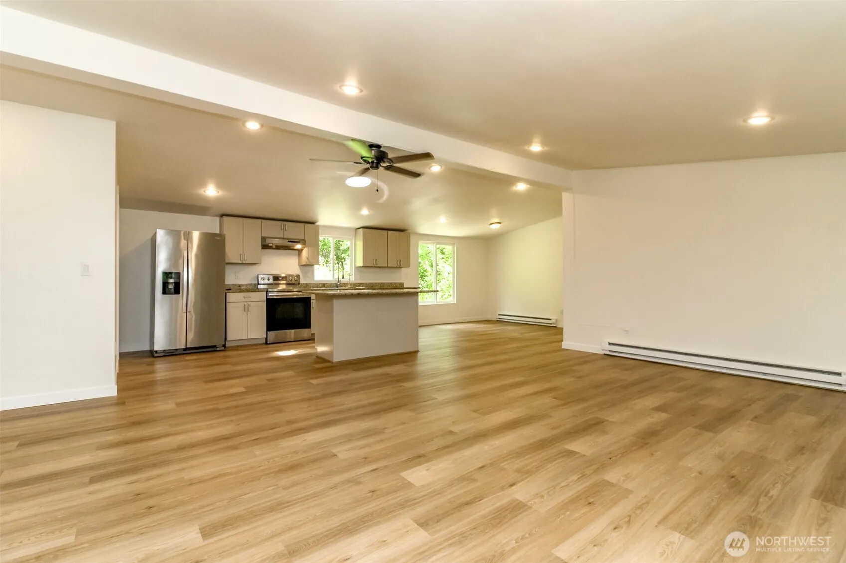 Property photo for 17807 43rd Avenue E, Tacoma photo 3